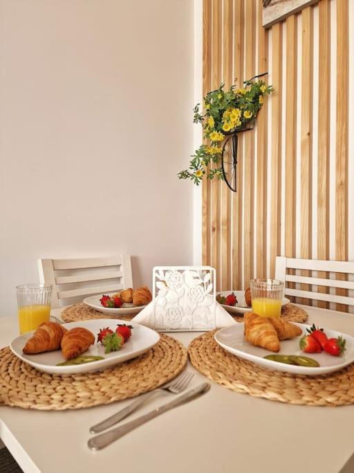Acogedor Piso Con Terraza Y Parking! Apartment เบนัลมาเดนา ภายนอก รูปภาพ