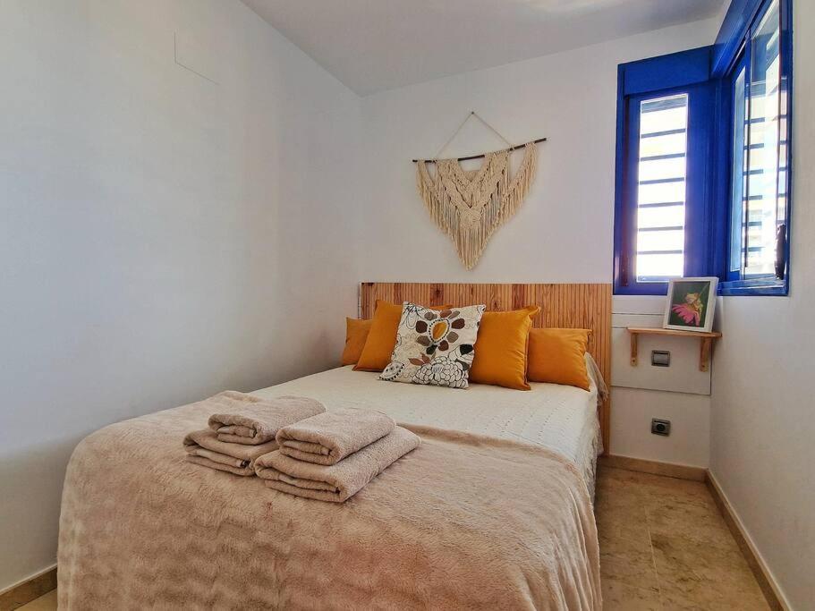Acogedor Piso Con Terraza Y Parking! Apartment เบนัลมาเดนา ภายนอก รูปภาพ