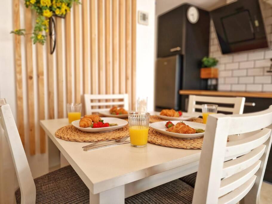 Acogedor Piso Con Terraza Y Parking! Apartment เบนัลมาเดนา ภายนอก รูปภาพ